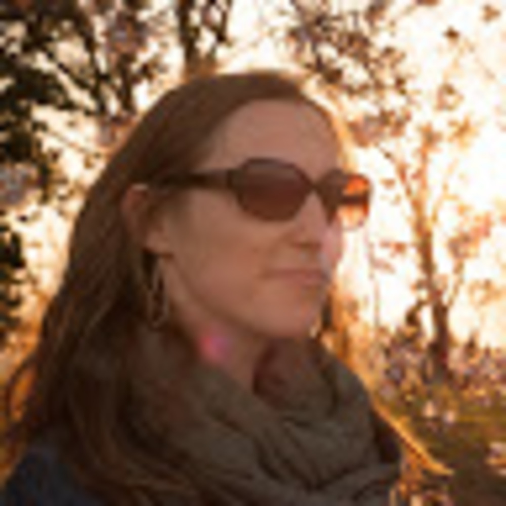 Meet your Posher, Angela